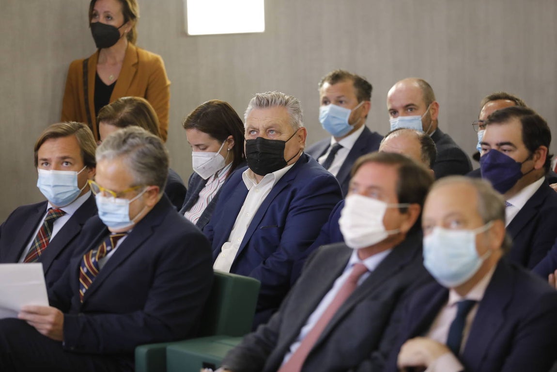 El Foro de ABC Córdoba sobre la Base Logística, en imágenes (I)