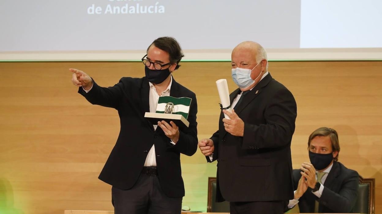 La entrega de las banderas de Andalucía en Córdoba, en imágenes