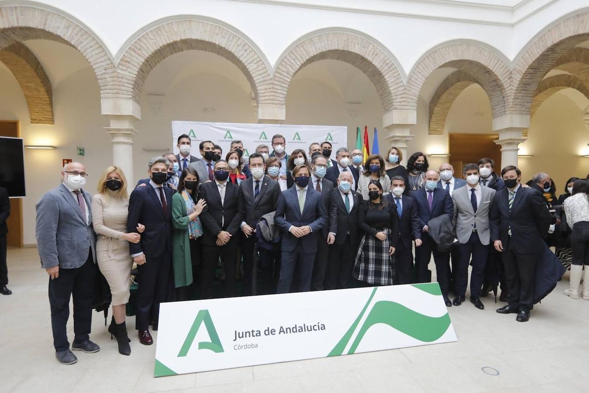 La entrega de las banderas de Andalucía en Córdoba, en imágenes