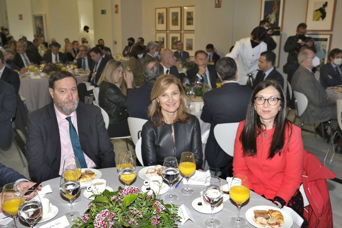 J.M. SERRANO / ROCÍO RUZ