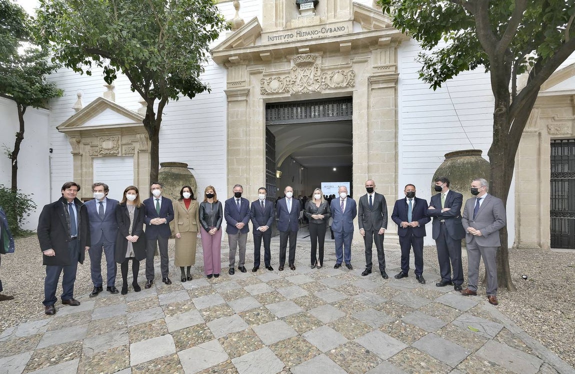 J.M. SERRANO / ROCÍO RUZ