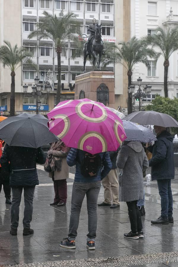 La primera lluvia en semanas en Córdoba, en imágenes