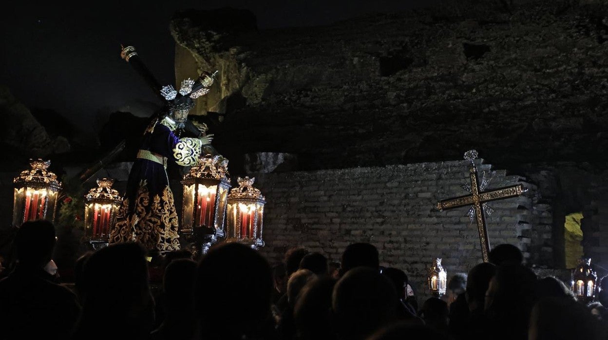 El regreso de Jesús Nazareno de Santiponce a Itálica, en imágenes