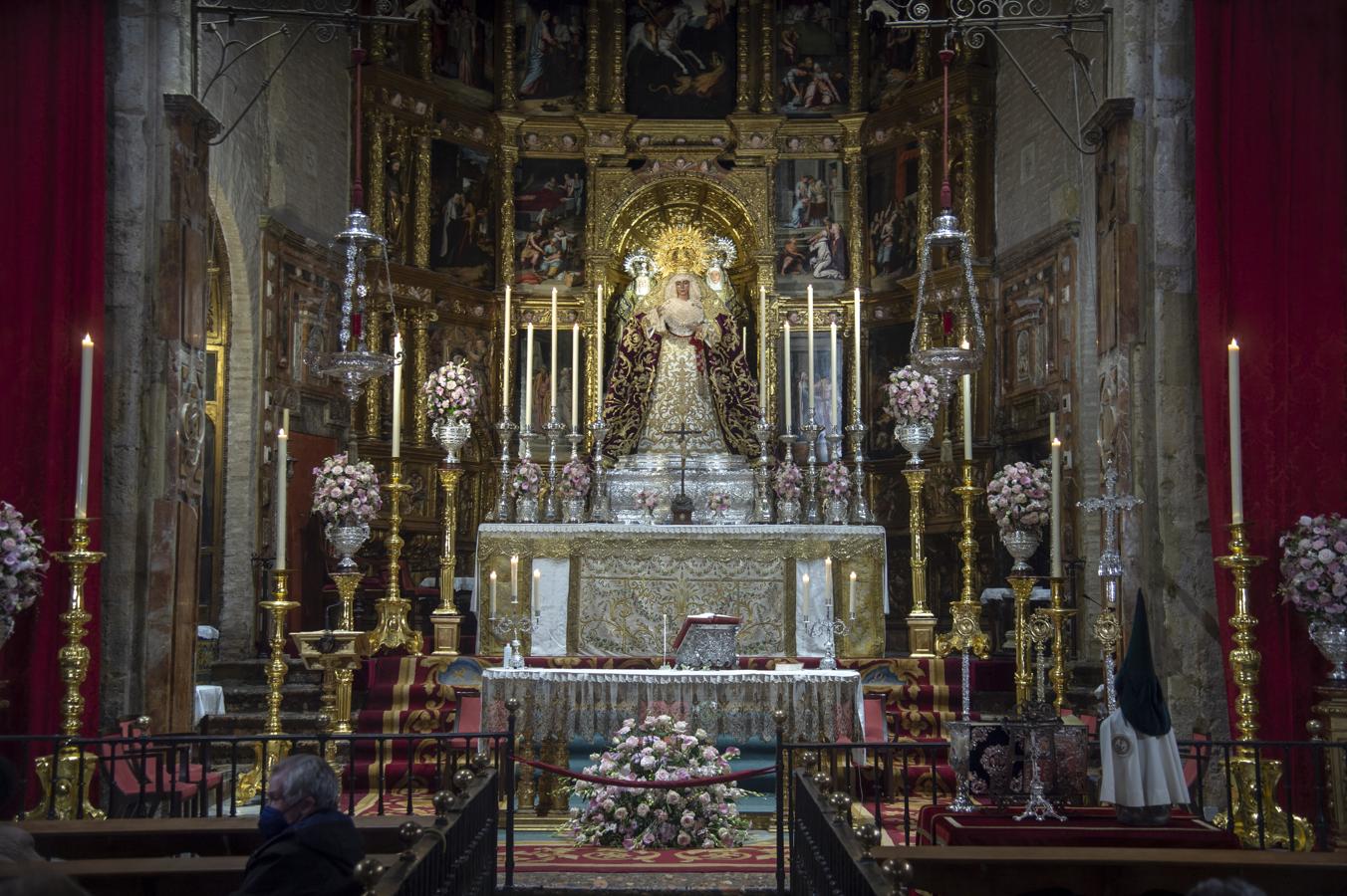 Las imágenes del septenario de la Esperanza de Triana