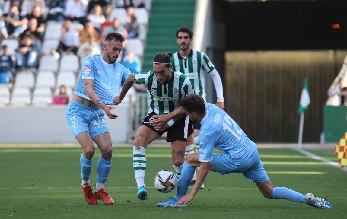 Las espectaculares imágenes del Córdoba CF - Villanovense