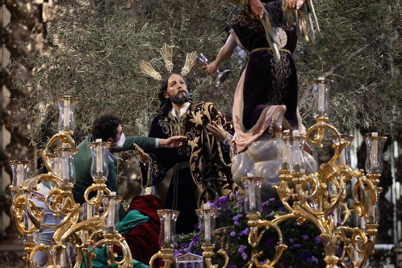 Culminan los preparativos: la peregrinación de las cofradías acaba tras una odisea de tres años