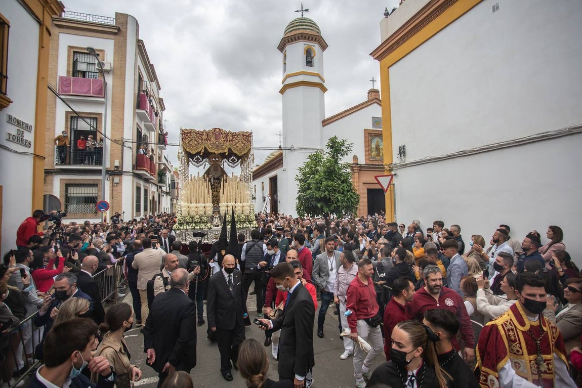 Estación de penitencia de la Hermandad de Santa Genoveva. VANESSA GÓMEZ