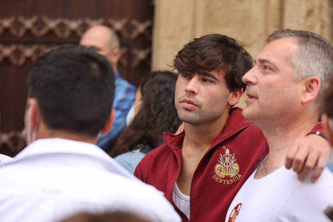Lunes Santo | Tristeza en San Nicolás, la lluvia impide la salida de la Sentencia