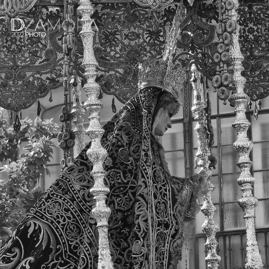 Las fotos de los lectores de ABC del Viernes Santo de la Semana Santa de Sevilla 2022
