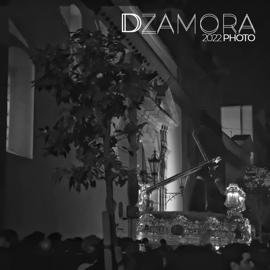 Las fotos de los lectores de ABC del Viernes Santo de la Semana Santa de Sevilla 2022