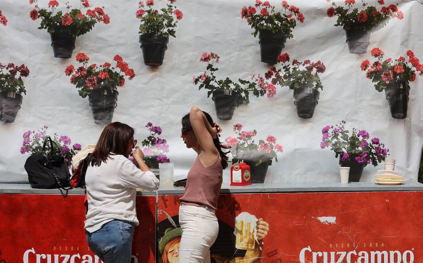 El ambiente del viernes en las Cruces de Córdoba, en imágenes