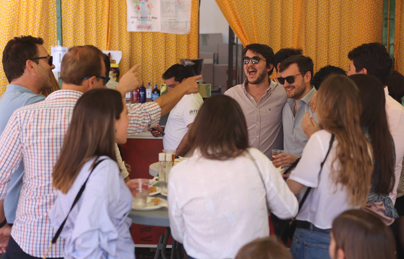 El ambiente del viernes en las Cruces de Córdoba, en imágenes