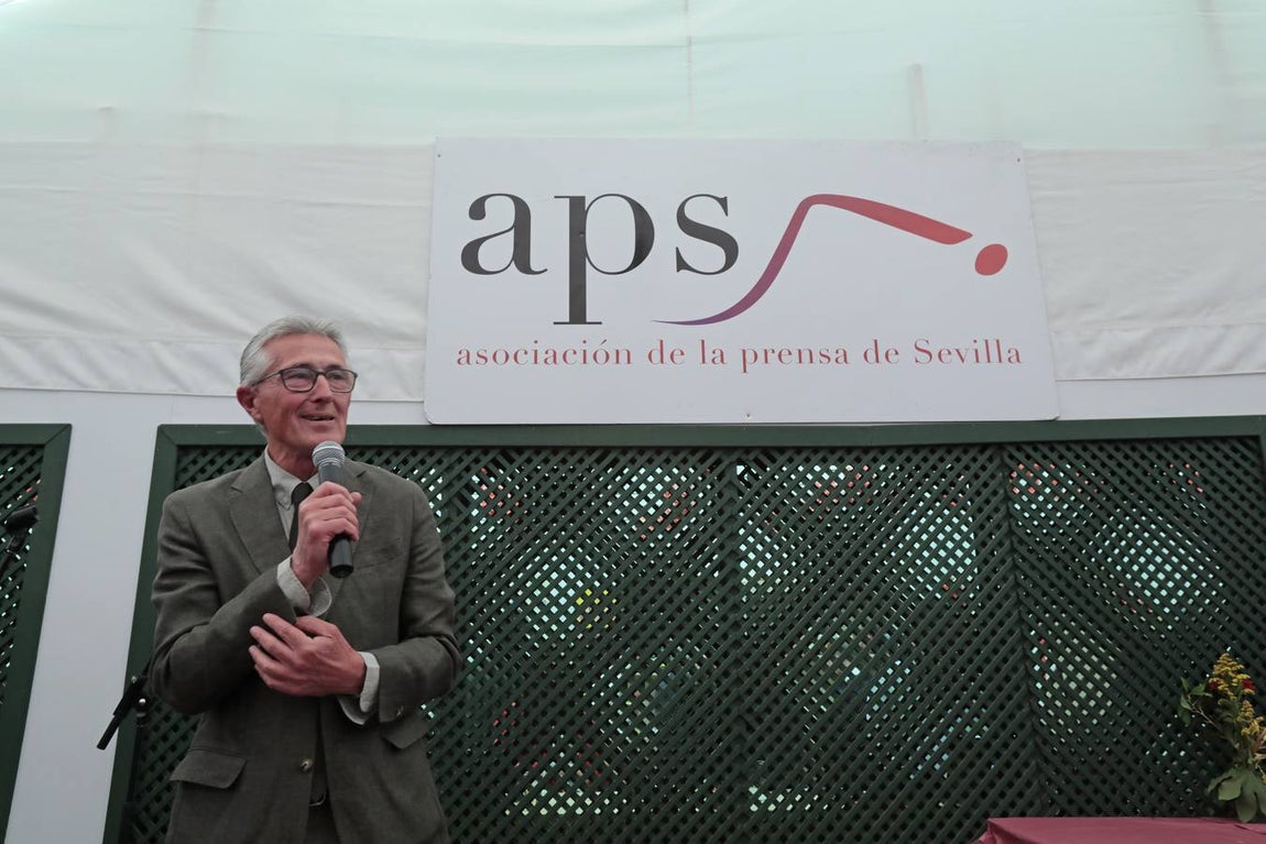 Entrega de los 'Claveles de la Prensa 2022' de la Asociación de la Prensa de Sevilla a Rocío Márquez, Alfonso Sánchez, Alberto López y la Asociación Maruja Vilches con el Polígono Sur. RAÚL DOBLADO