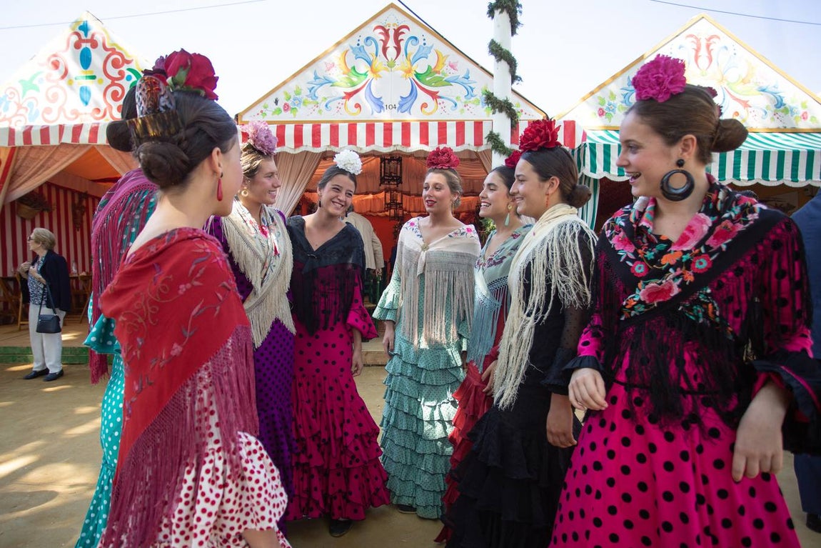 Ambiente durante el jueves en la Feria de Sevilla 2022. VANESSA GÓMEZ