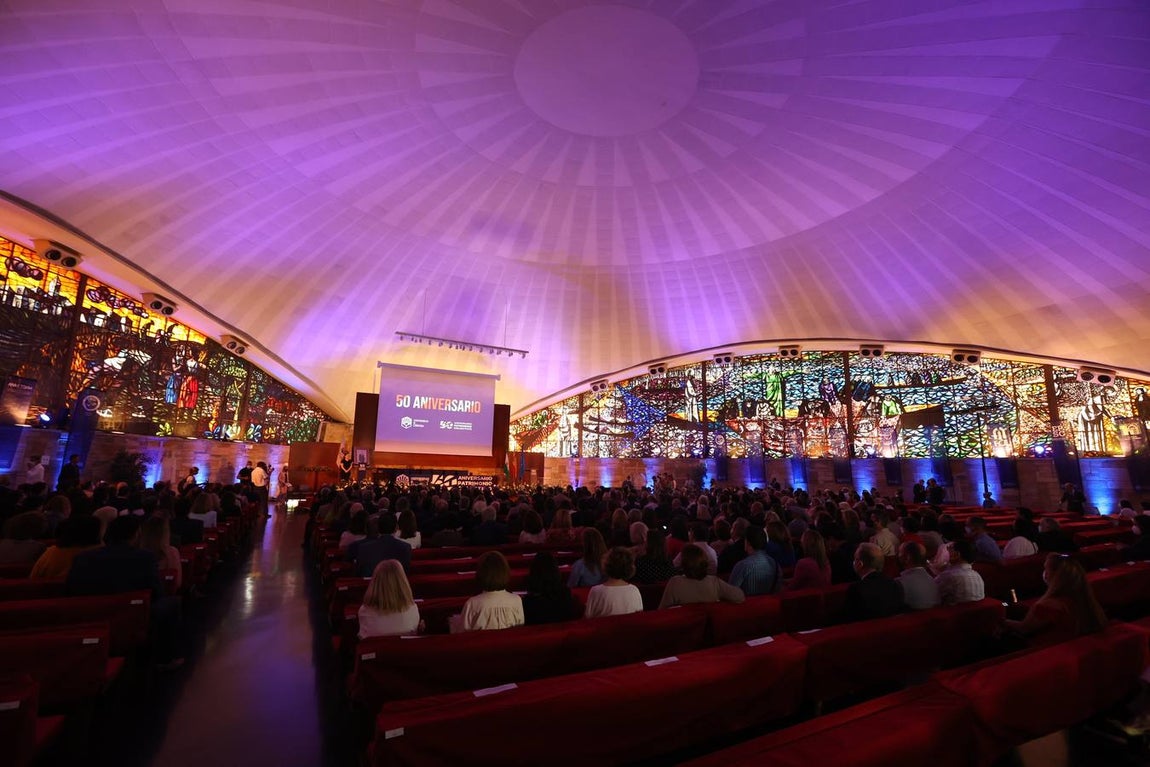 El reconocimiento de la Universidad de Córdoba a la sociedad en sus 50 años, en imágenes