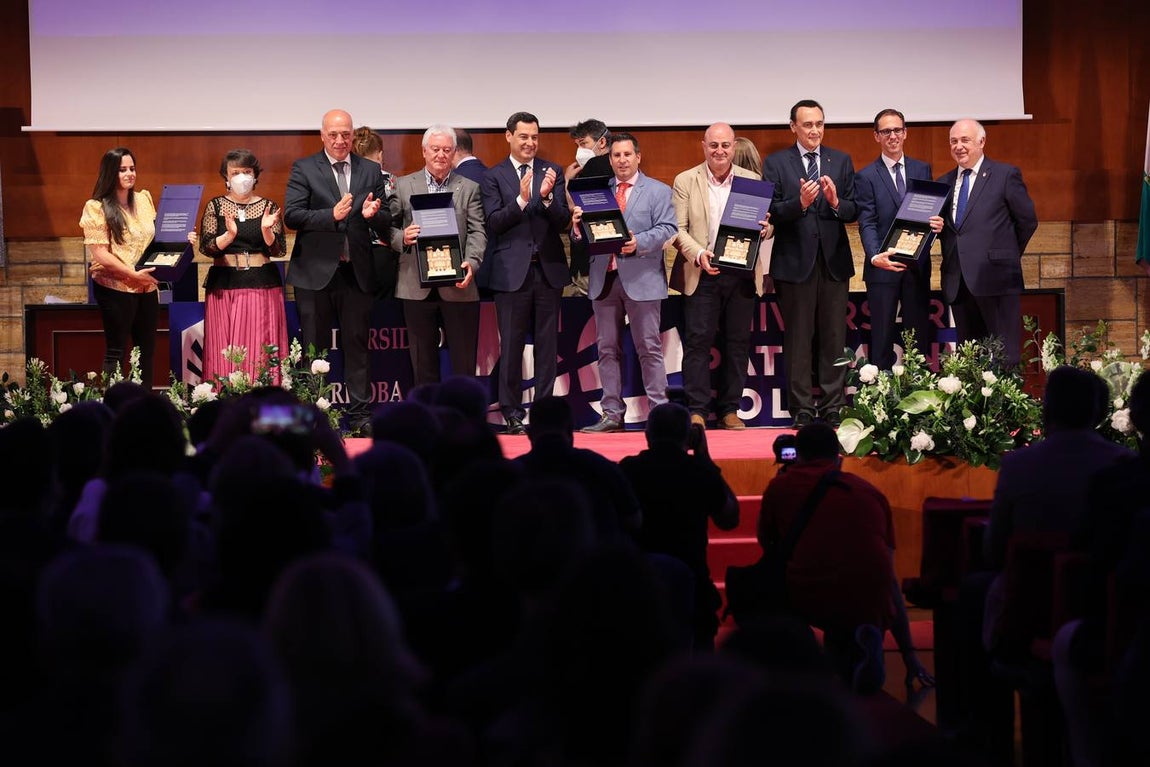 El reconocimiento de la Universidad de Córdoba a la sociedad en sus 50 años, en imágenes