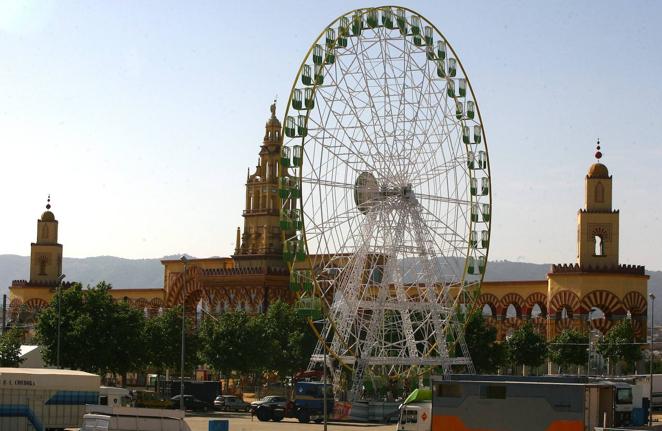 Feria de Córdoba 2022 | La portada al detalle: luces, dimensiones, materiales de construcción e historia