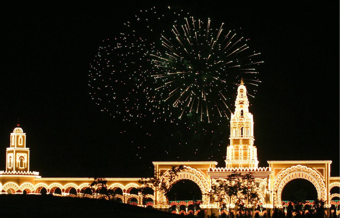 La evolución de la portada de la Feria de Córdoba en el Arenal, en imágenes