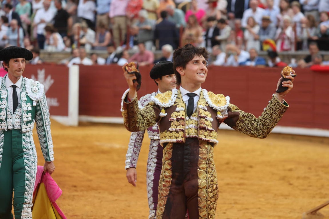 El gran triunfo de Roca Rey y Lagartijo en Córdoba, en imágenes