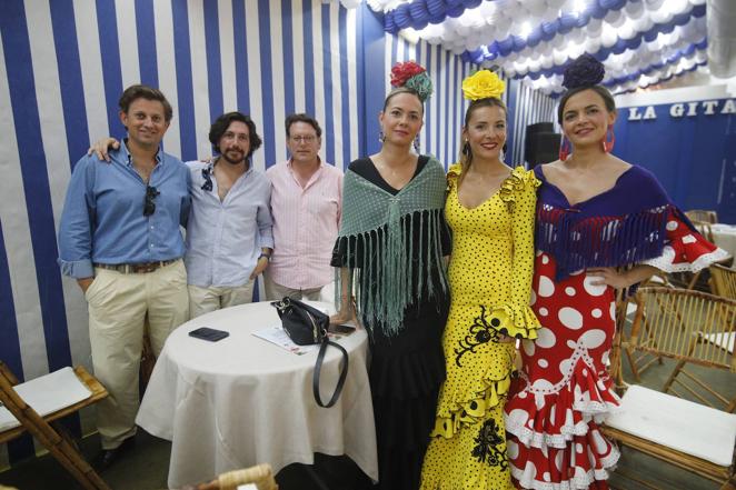 Feria de Córdoba 2022 | El vibrante ambiente en las casetas el jueves, en imágenes