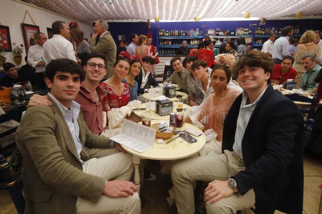 Feria de Córdoba 2022 | El vibrante ambiente en las casetas el jueves, en imágenes