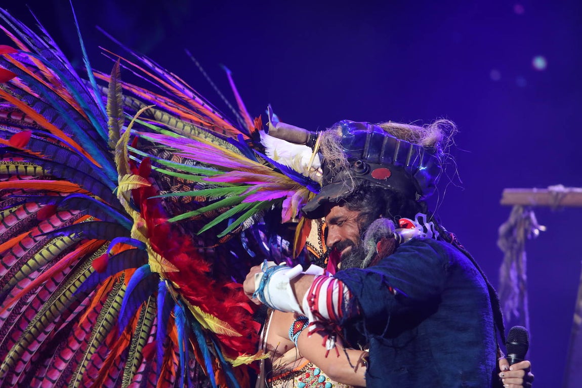 El espectacular pregón de India Martínez en el Carnaval de Cádiz, en imágenes