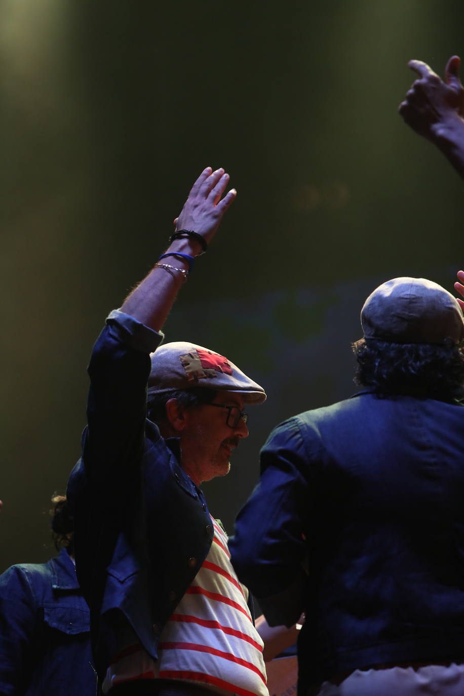 El espectacular pregón de India Martínez en el Carnaval de Cádiz, en imágenes