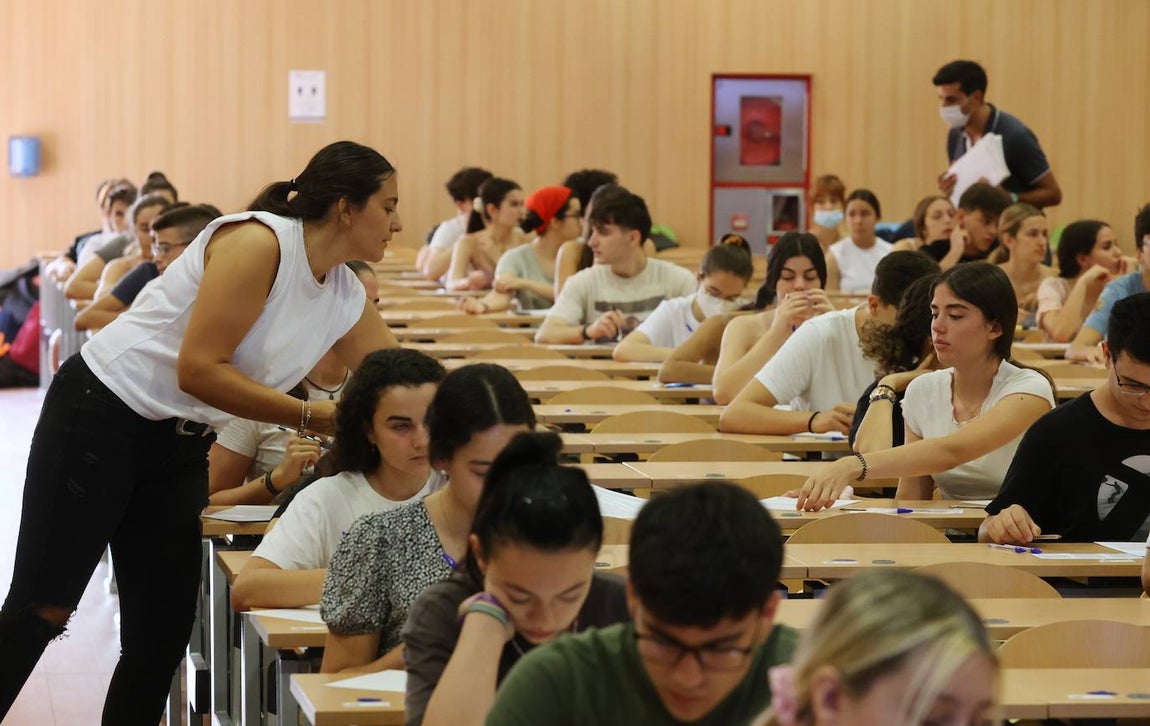 El arranque de la Selectividad 2022 en Córdoba, en imágenes