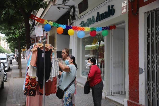 El comercio en el barrio de Ciudad Jardín en Córdoba, en imágenes