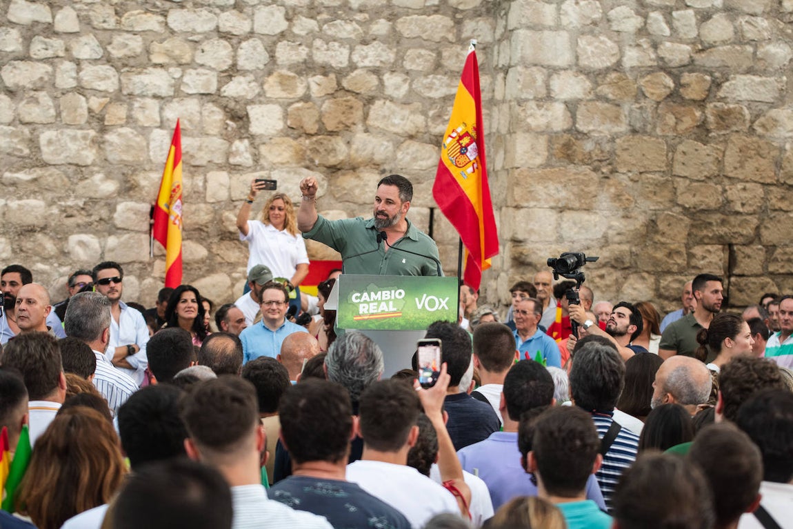 El mitin de Vox en Lucena, en imágenes
