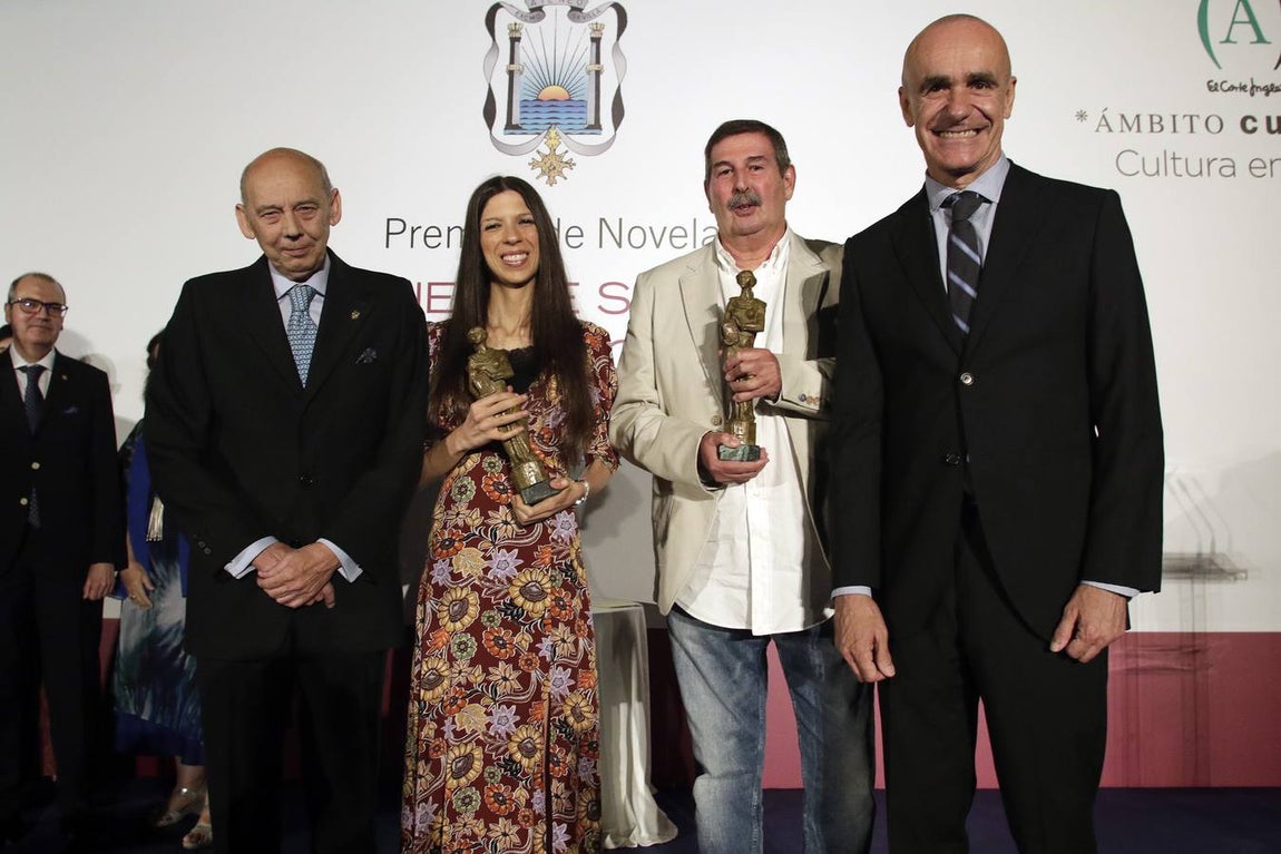 Entrega del LIV Premio de Novela Ateneo de Sevilla, en imágenes