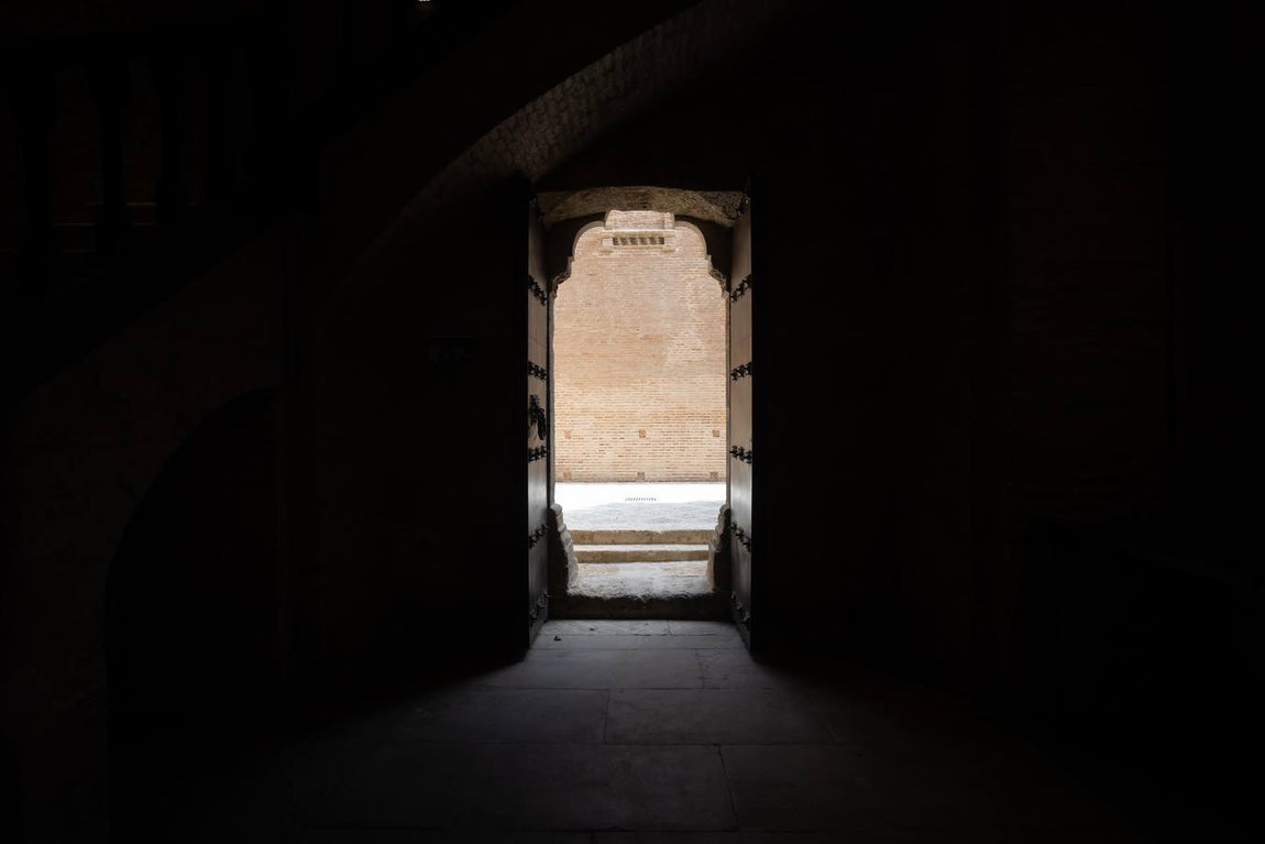 Recorrido interior por una Torre de don Fadrique ya restaurada