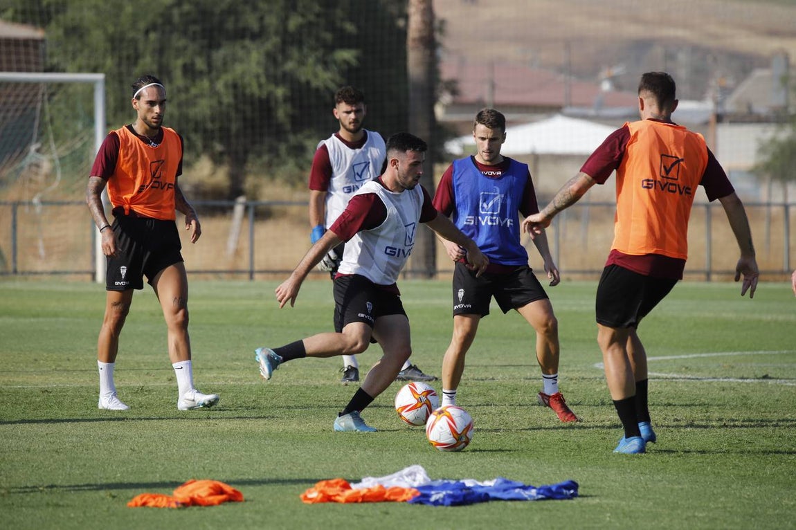 El primer entrenamiento de la temporada del Córdoba CF, en imágenes