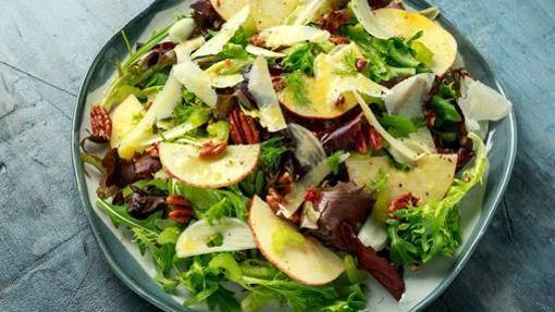 Aprende a hacer estas diez sencillas ensaladas de pasta fría perfectas para el verano