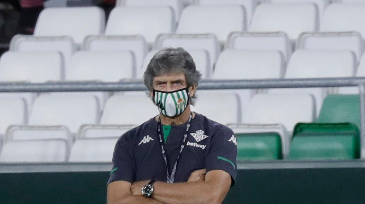 Pellegrini, durante el Betis - Madrid