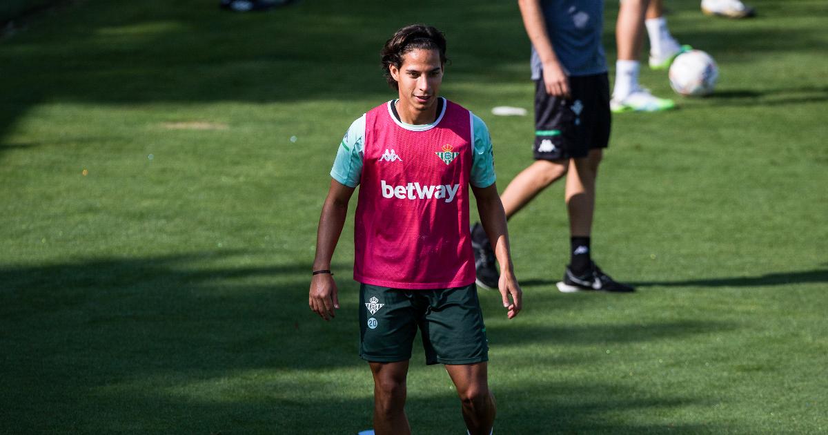 Las millonarias ofertas que el Betis rechazó por Lainez