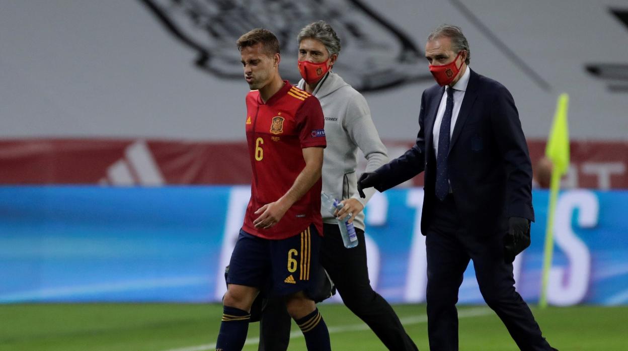 Canales se marcha del terreno de juego por lesión en el España-Alemania de la Nations League