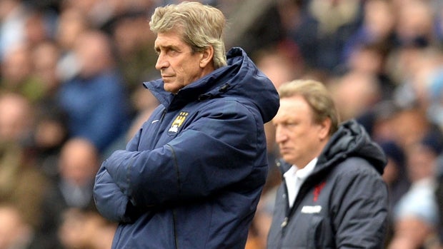 Pellegrini y una línea parecida a la previa a su salida del West Ham