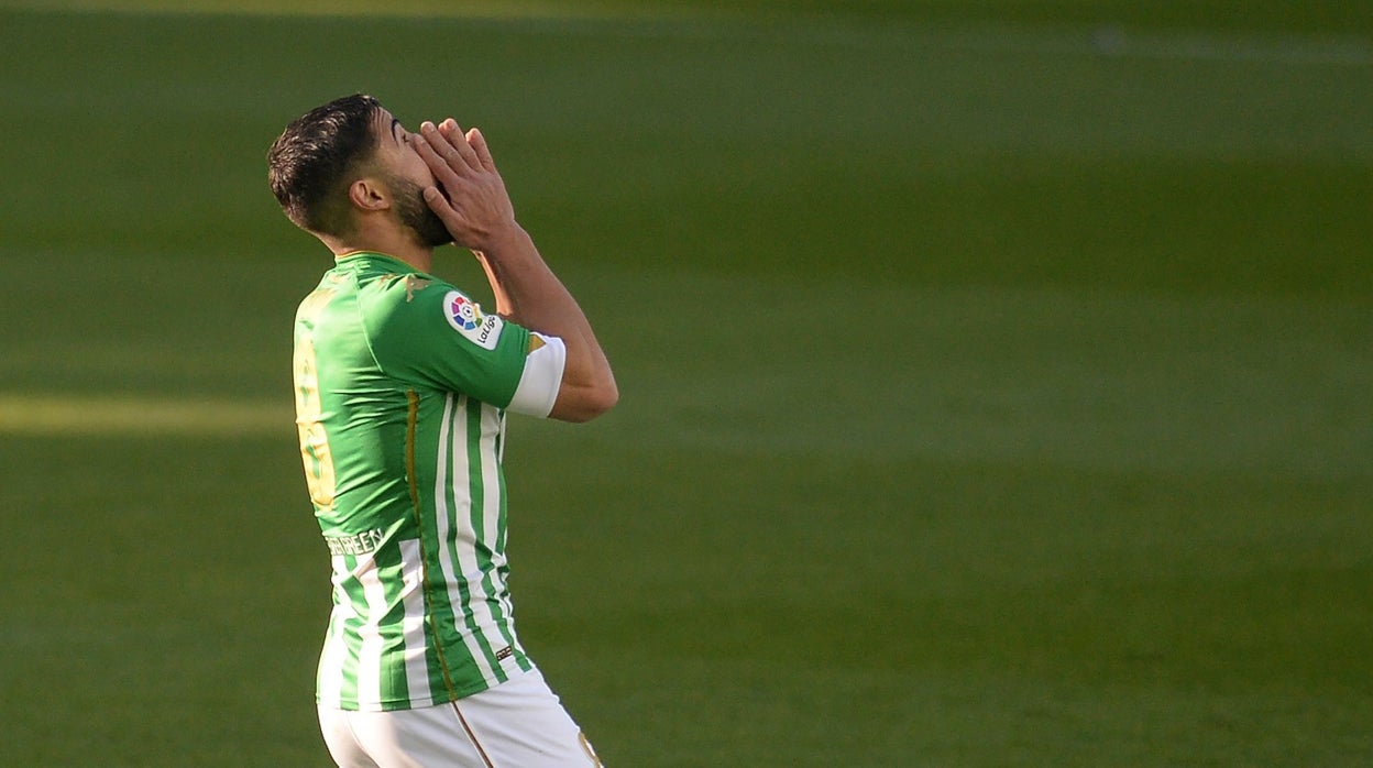 Lamento de Fekir durante el derbi Betis-Sevilla