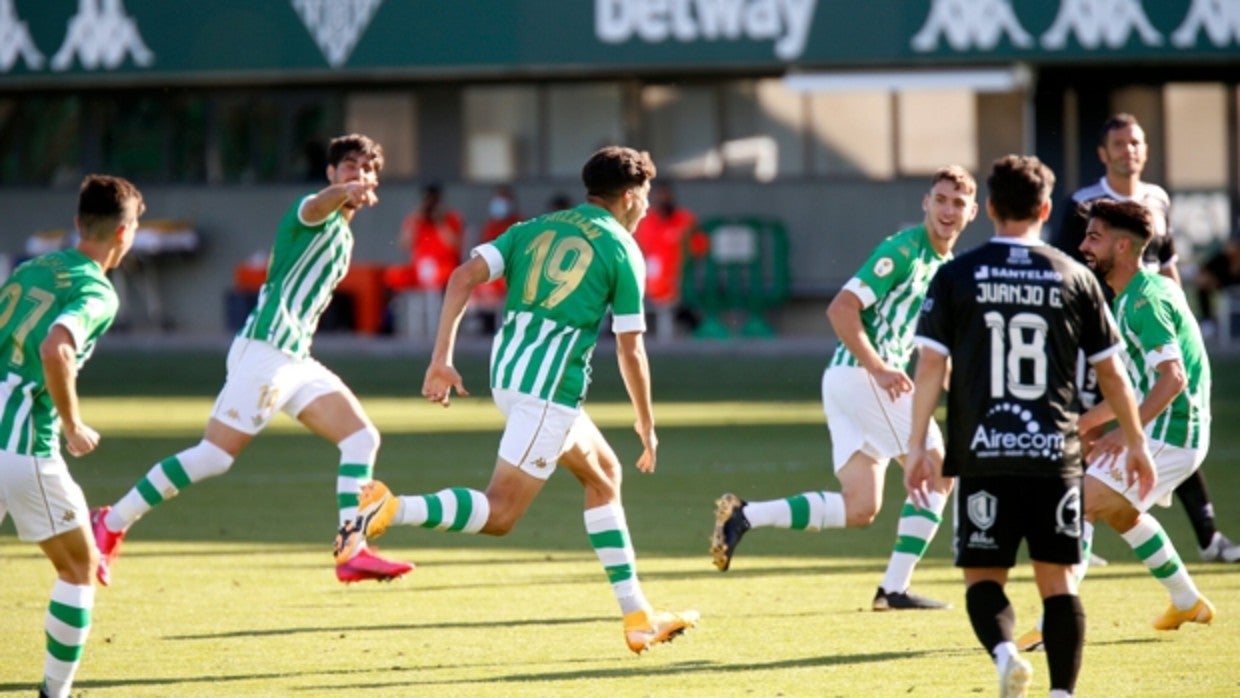 Mizzian desata la locura en la última remontada firmada ante el Sanluqueño