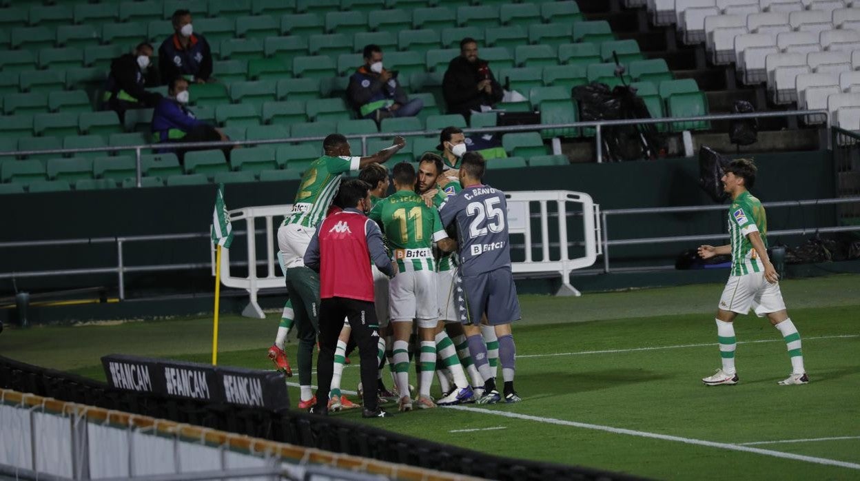 Lance del Betis - Granada en el Benito Vilamarín