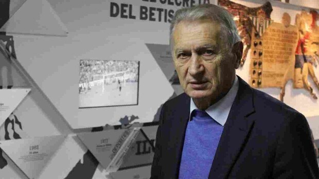 Antal Dunai: «El Betis tiene más calidad que el Ferencvaros pero el partido hay que jugarlo»