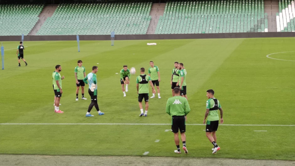 El Betis ultima la preparación del partido contra el Rayo Vallecano