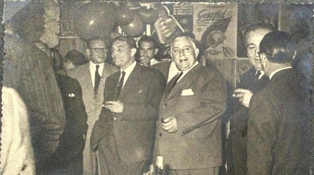 El Marqués de Contadero en una recepción cuando era alcalde de Sevilla