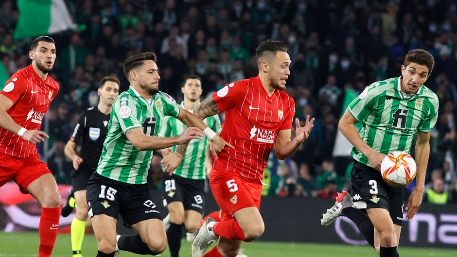 Betis- Sevilla: En cuarenta minutos, Fekir igualó la única llegada visitante (1-1)