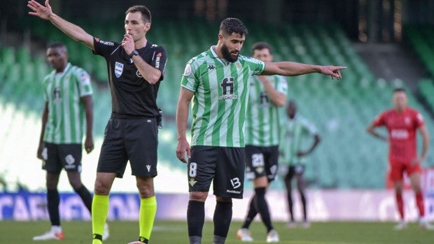 Después de la polémica ante el Rayo, tres arbitrajes solventes