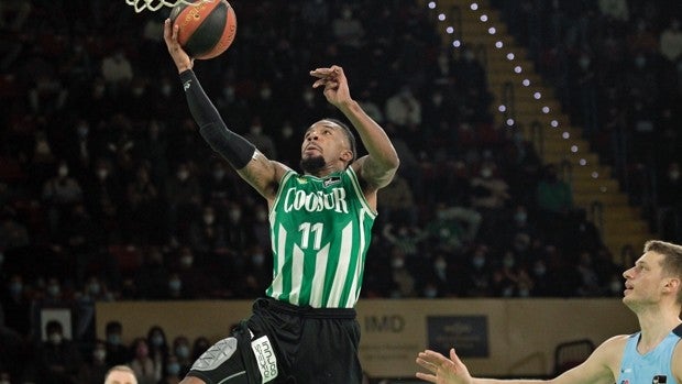 Evans decanta un thriller para el Coosur Betis (84-81)