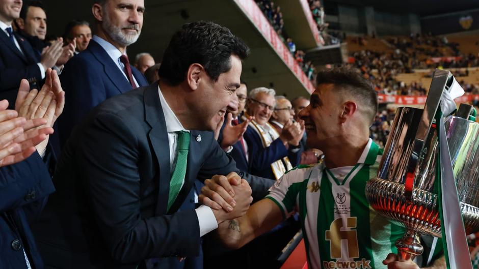 El Betis desata la admiración total en Sevilla, Andalucía y España