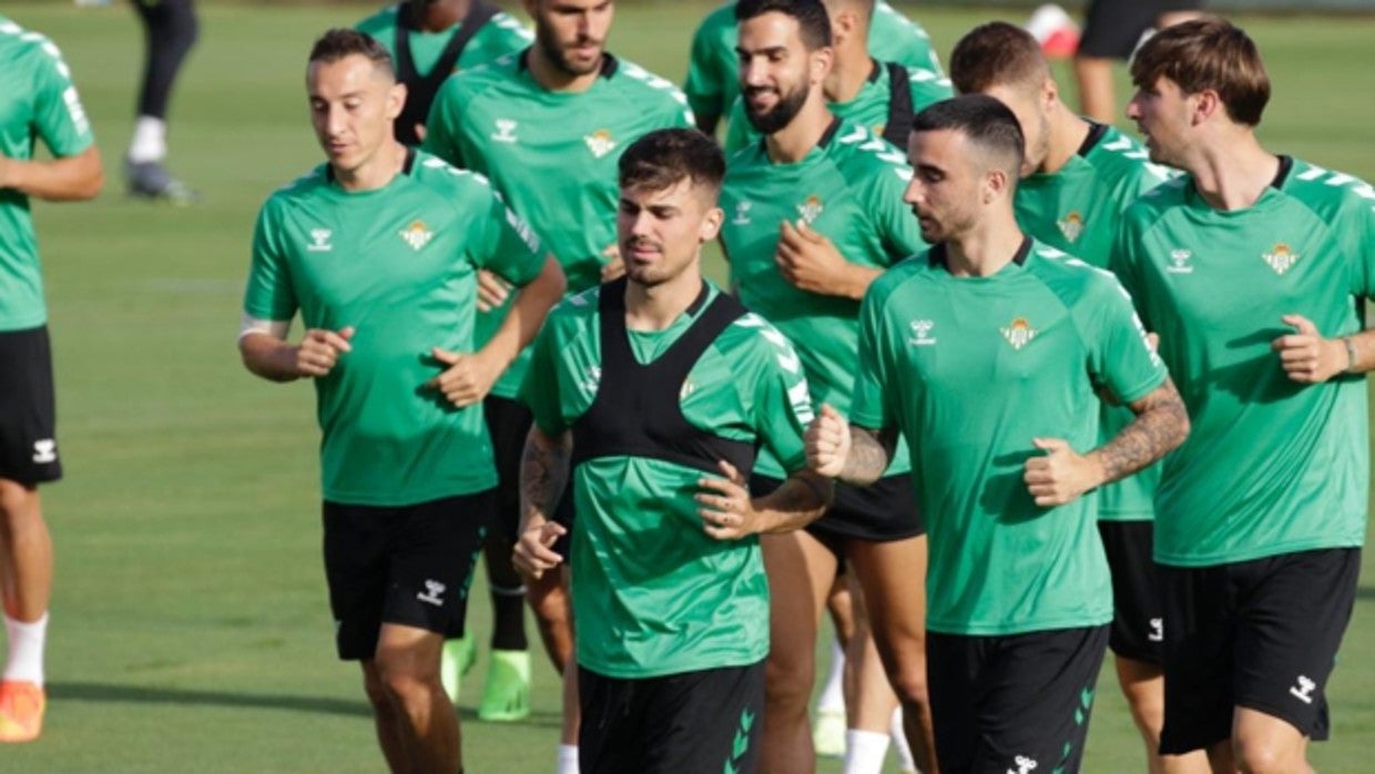 Rodri y Rober, con quien el club trabaja para una salida para liberar espacio, este miércoles