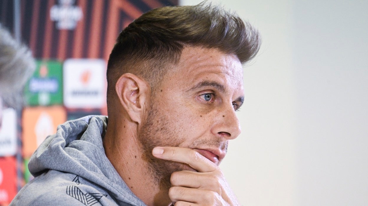 Joaquín durante la rueda de prensa previa al debut del Real Betis en la UEFA Europa League ante el HJK Helsinki